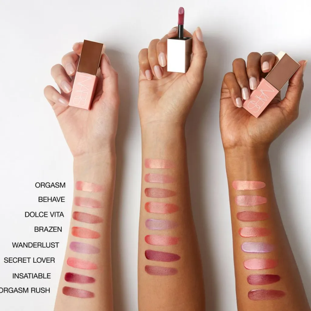 NARS Afterglow Liquid Blush< Blush