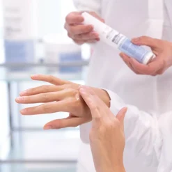 Revlon Professional Glans<Anti-frizz Moisturizing Drops