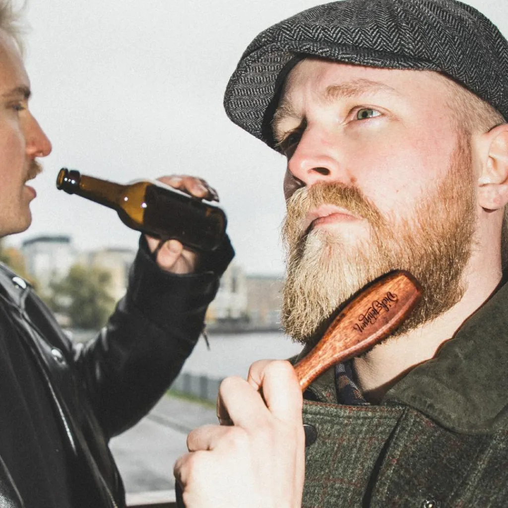 Dick Johnson Beard Brush< Tilbehør
