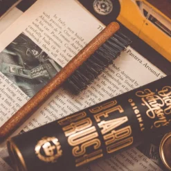 Dick Johnson Beard Brush< Tilbehør