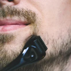 Dick Johnson Beard Growth Roller< Øvrigt