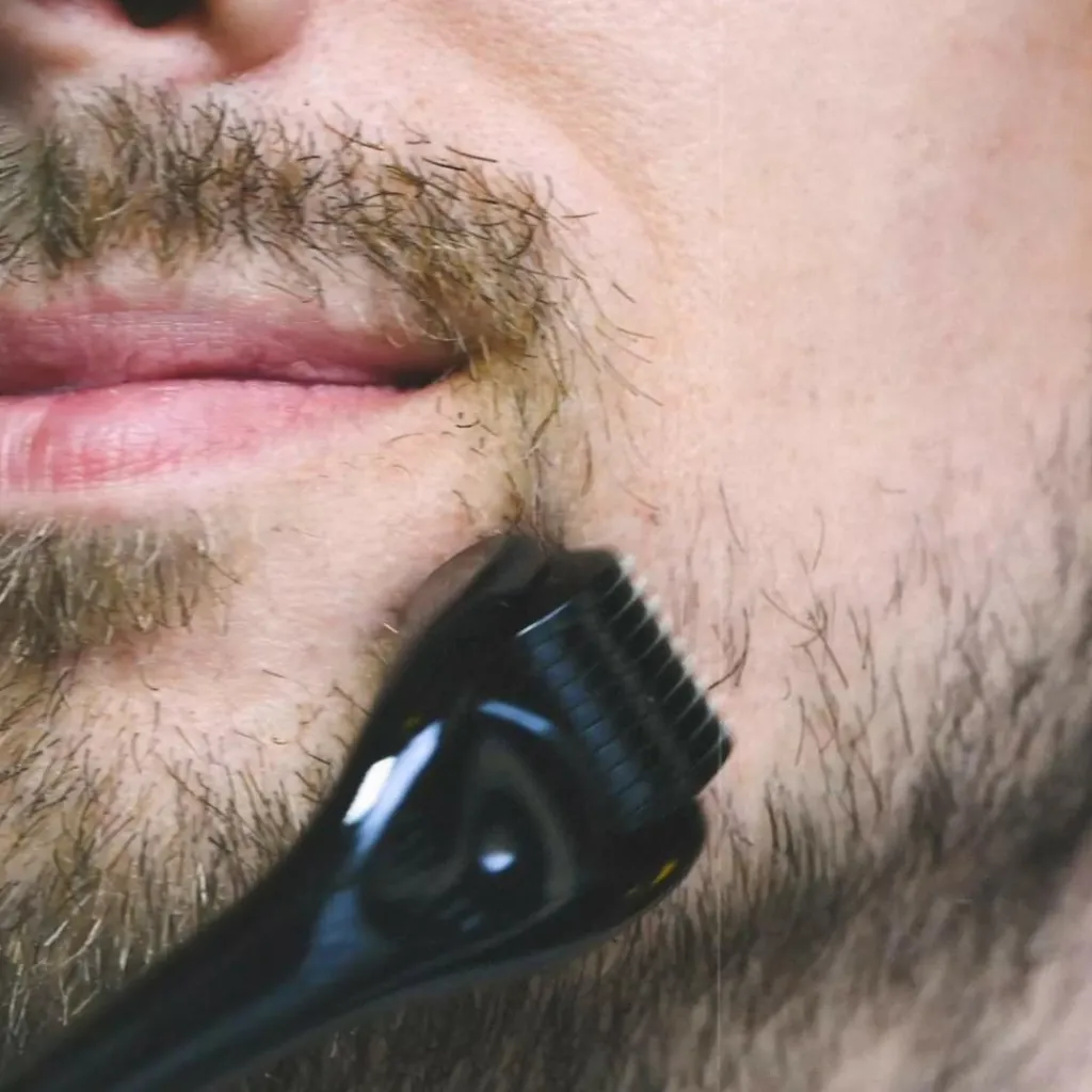 Dick Johnson Beard Growth Roller< Øvrigt