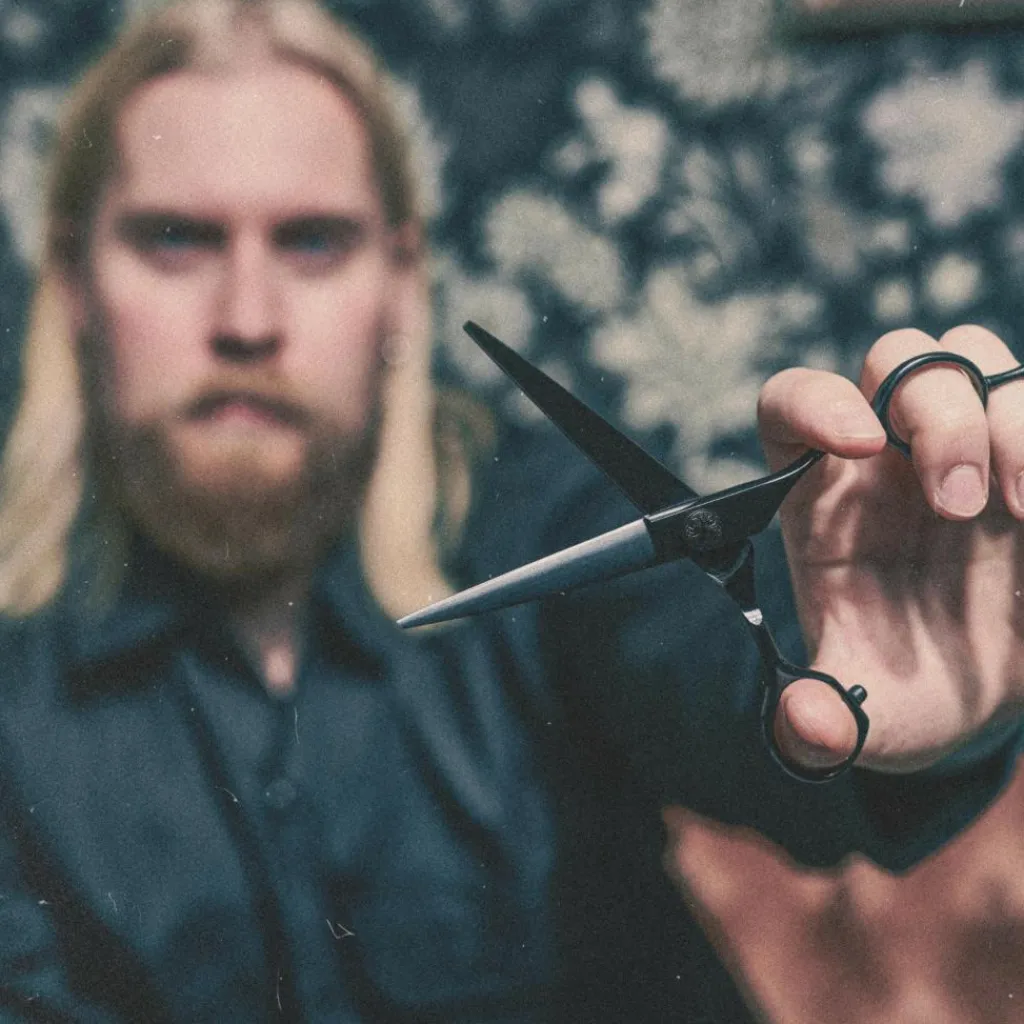 Dick Johnson Skægsakse>Beard Scissors La Couper