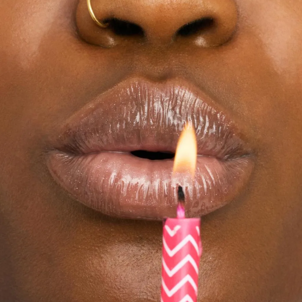 Essence Lipgloss<Birthday Bomb Shiny Lipgloss