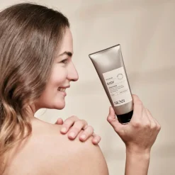 SKNS Scrub & Exfoliering>Body Sugar Scrub