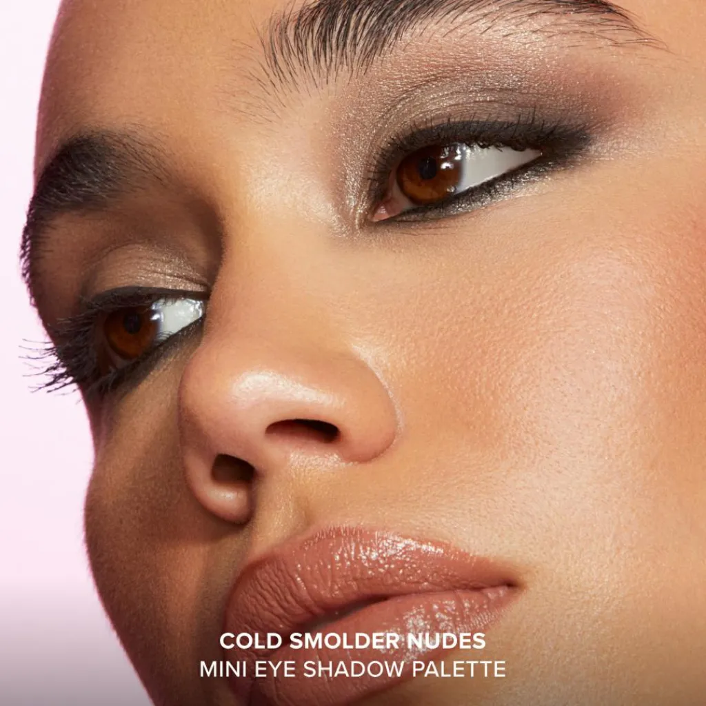 Too Faced Born This Way - Warm Ember Nudes Eyeshadow Palette< Øjenskygge