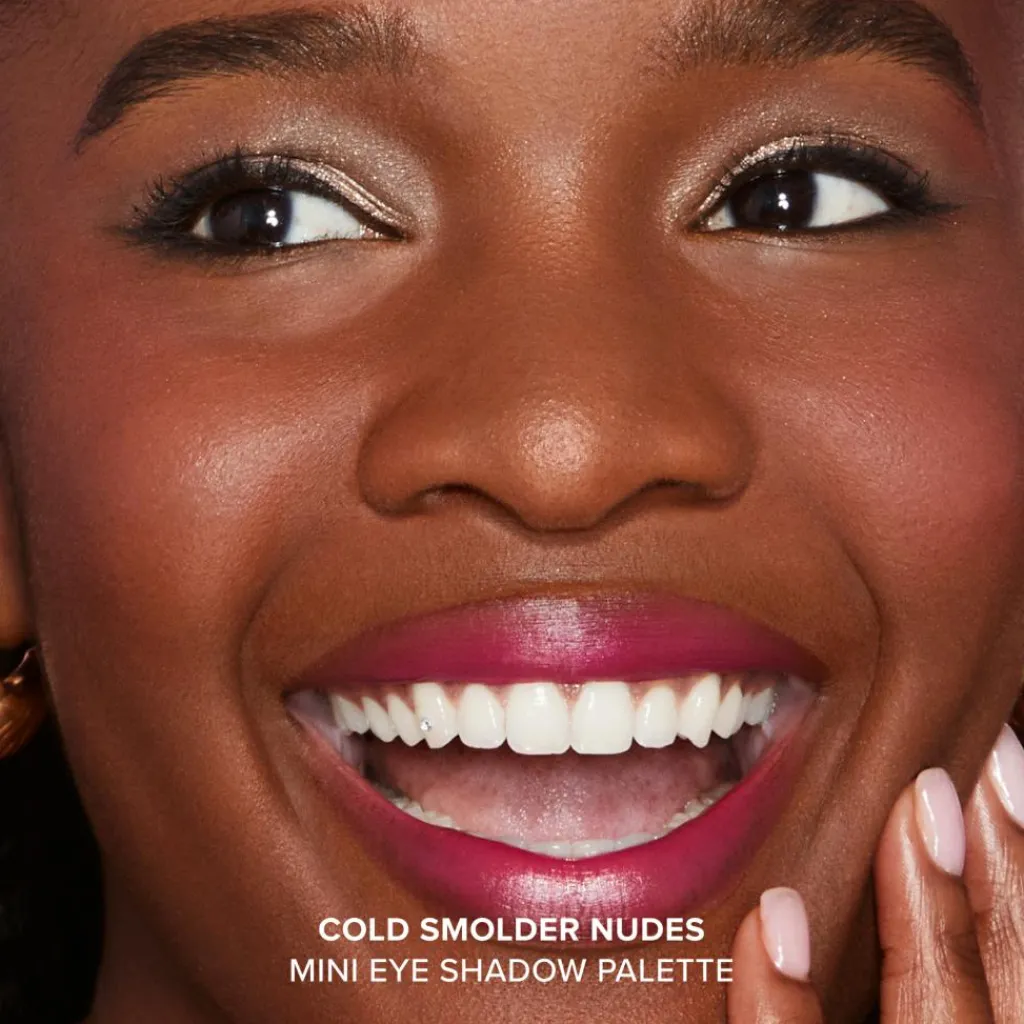 Too Faced Born This Way - Warm Ember Nudes Eyeshadow Palette< Øjenskygge