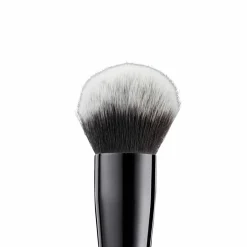 e.l.f. Foundationbørster<Buffing Foundation Brush
