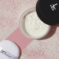 IT Cosmetics Pudder<Bye Bye Pores - Translucent