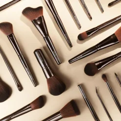 Laura Mercier Cheek Colour Brush< Foundationbørster