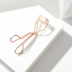 Tweezerman Classic Lash Curler< Øjenvippebukkere