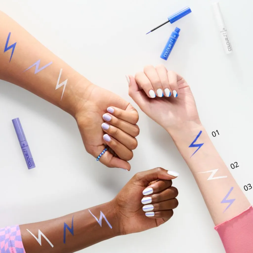 Essence Eyeliner>Colour it! Liquid Eyeliner