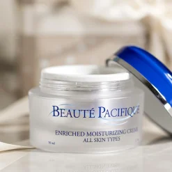Beauté Pacifique Enriched Moisturizing Daycreme All Skin Types Jar< Dagcreme