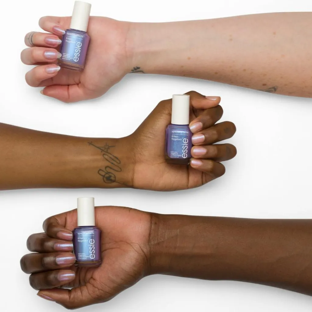 essie Neglelak<nail art studio