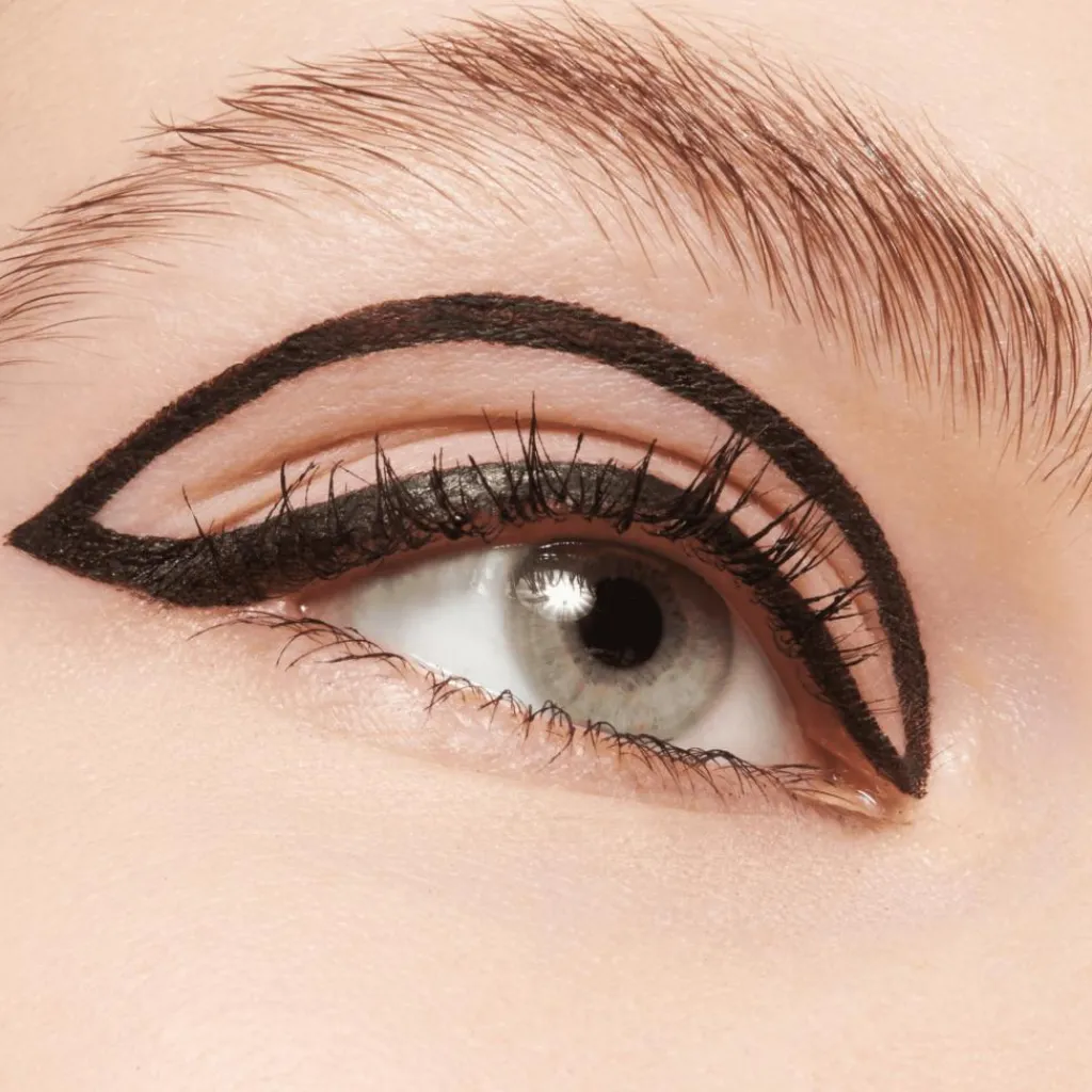 Essence Eyeliner>24Ever Ink Liner