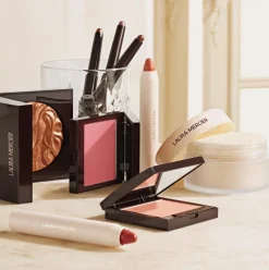 Laura Mercier Highlight & Contour><noscript><img width=