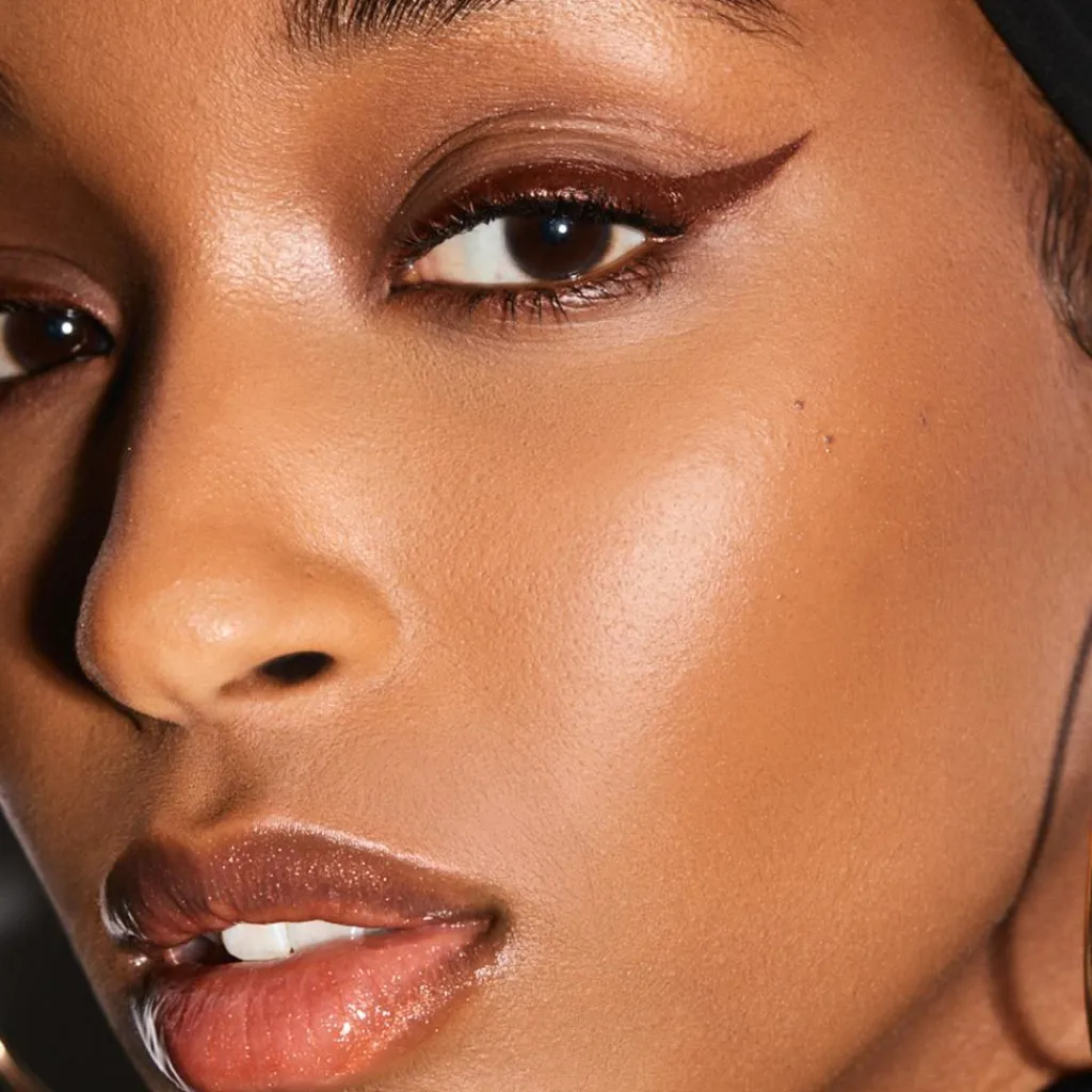 Fenty Beauty Flyliner Longwear Liquid Eyeliner< Eyeliner