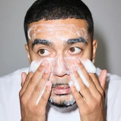 ZENSI FOMO Foam Cleanser< Renseprodukter