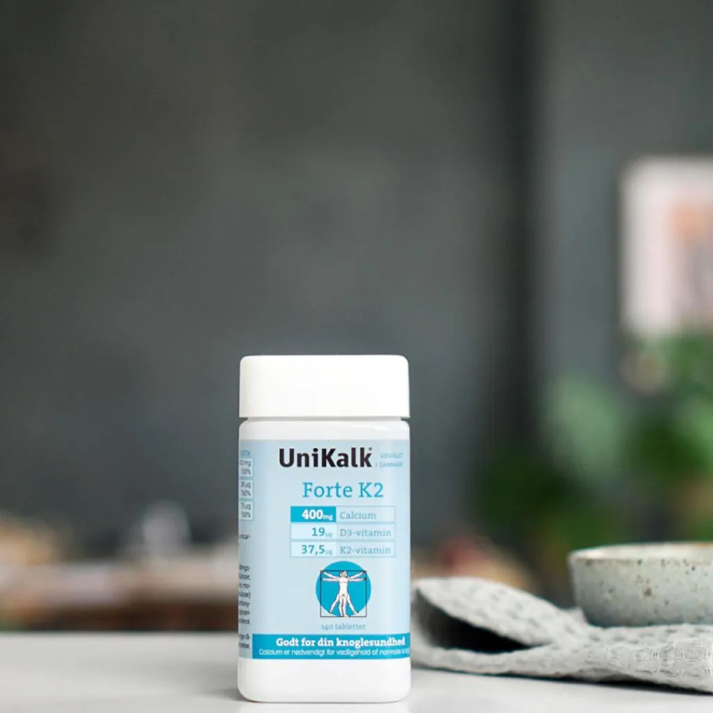 Unikalk Kalk<Forte K2 - Kalk 400 mg, K2 37,5 µg og D-vitamin 19 µg