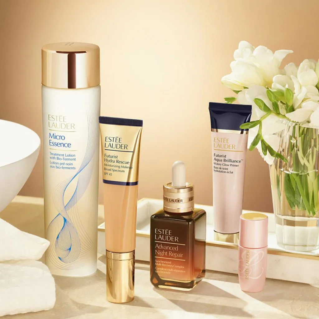 Estée Lauder Futurist Hydra Rescue Moisturizing Makeup SPF45< Foundation