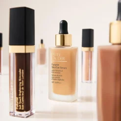Estée Lauder Foundation><noscript><img width=