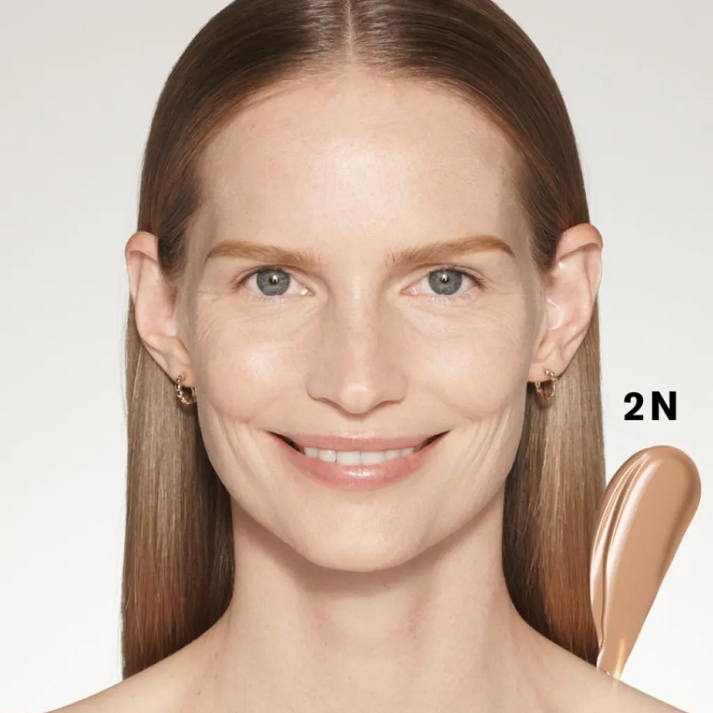 Estée Lauder Futurist Soft Touch Brightening Skincare Concealer< Concealer