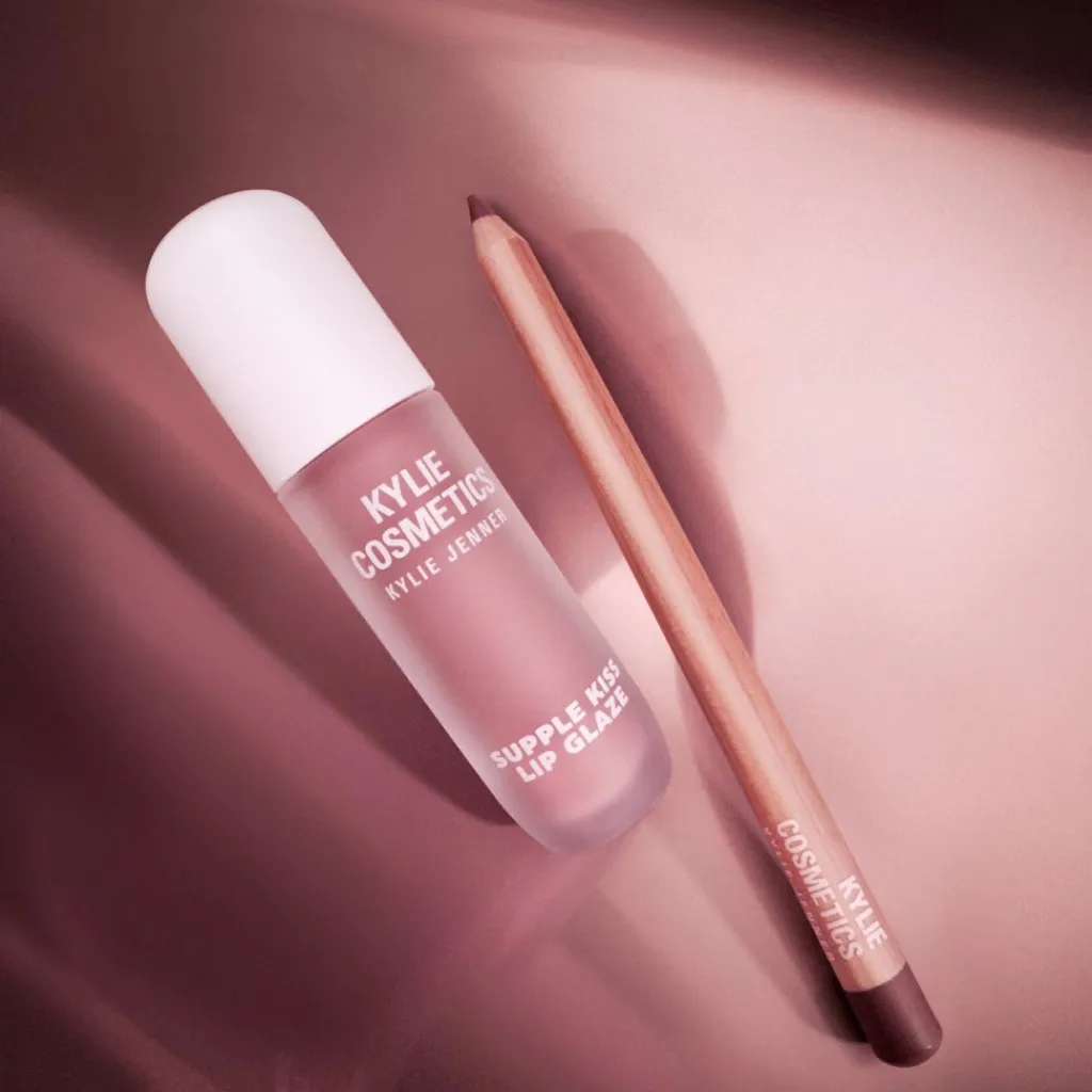 Kylie Cosmetics Lipgloss>Glossy Lip Kit