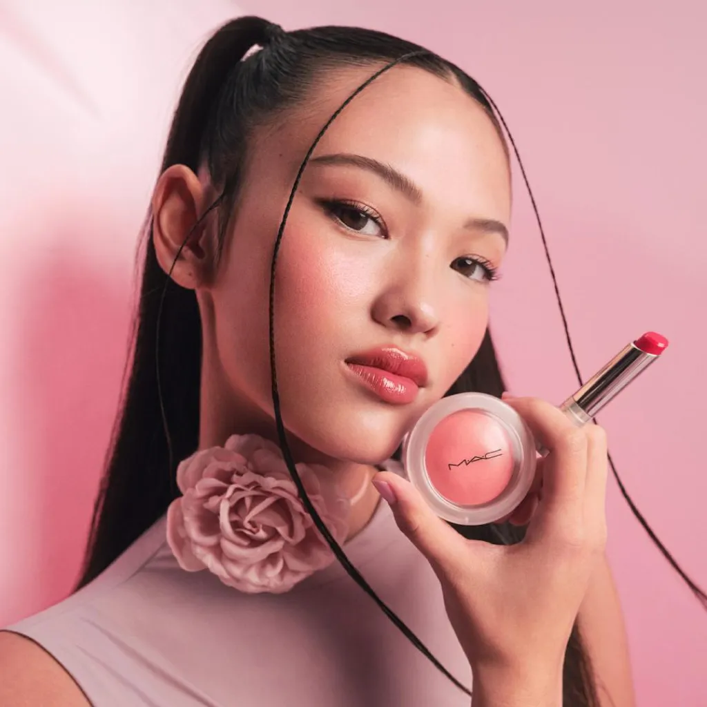MAC Blush<Glow Play Blush