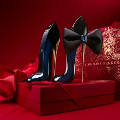 Carolina Herrera Good Girl Eau de Parfum Bowtastic Collector< Eau De Parfum