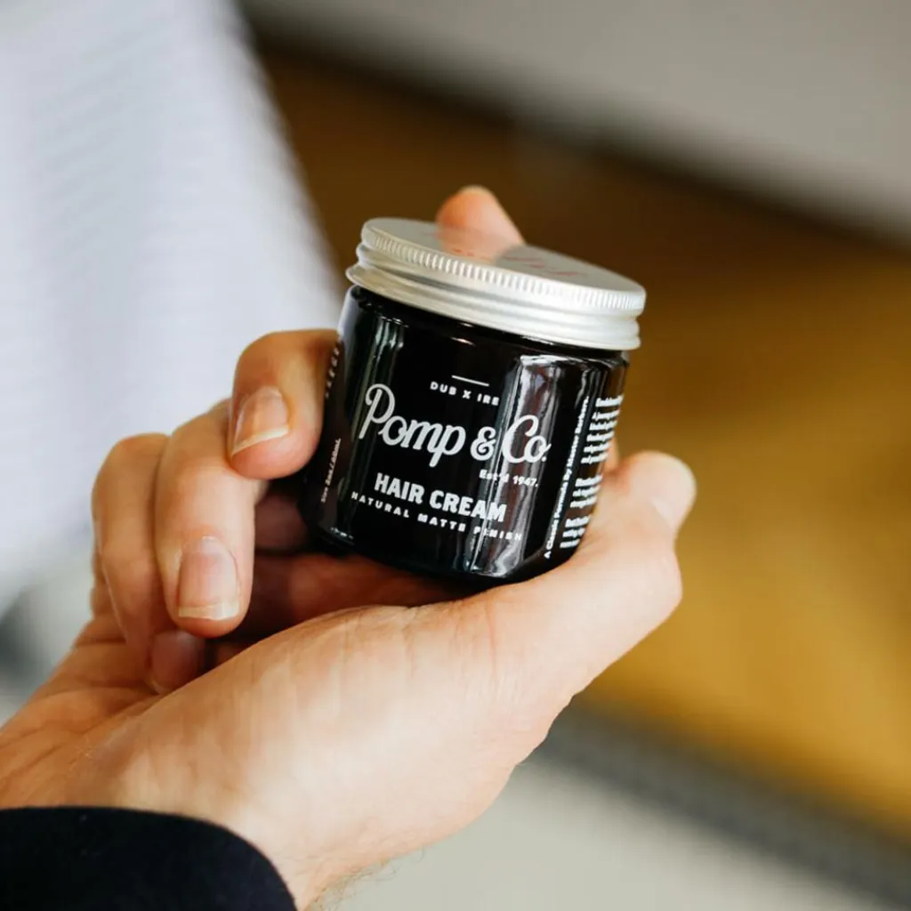 Pomp & co. Hair Cream< Rejsestørrelser