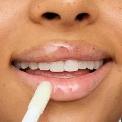 Essence Lipgloss><noscript><img width=
