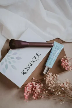 Rosalique 3-In-1 Anti-Redness SPF50 Kit< Foundation