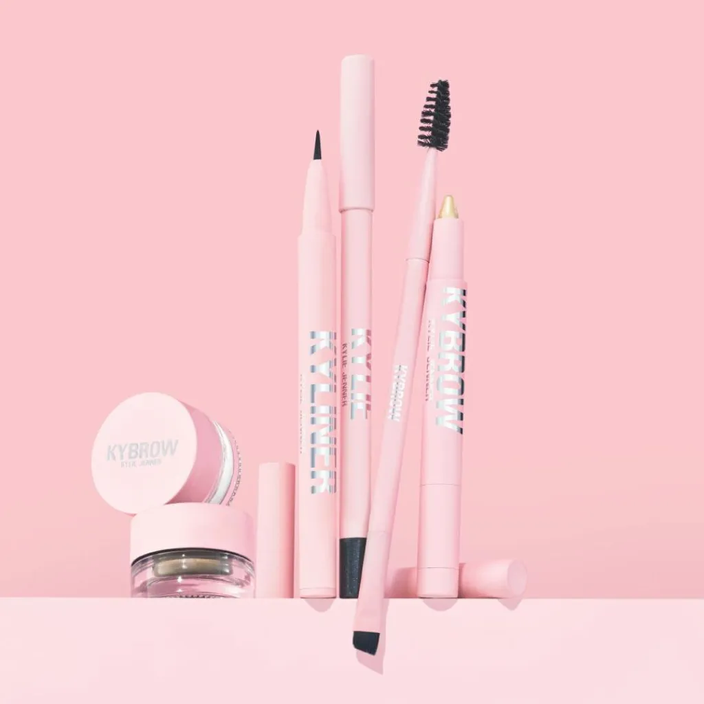Kylie Cosmetics Kyliner Liquid Pen< Eyeliner