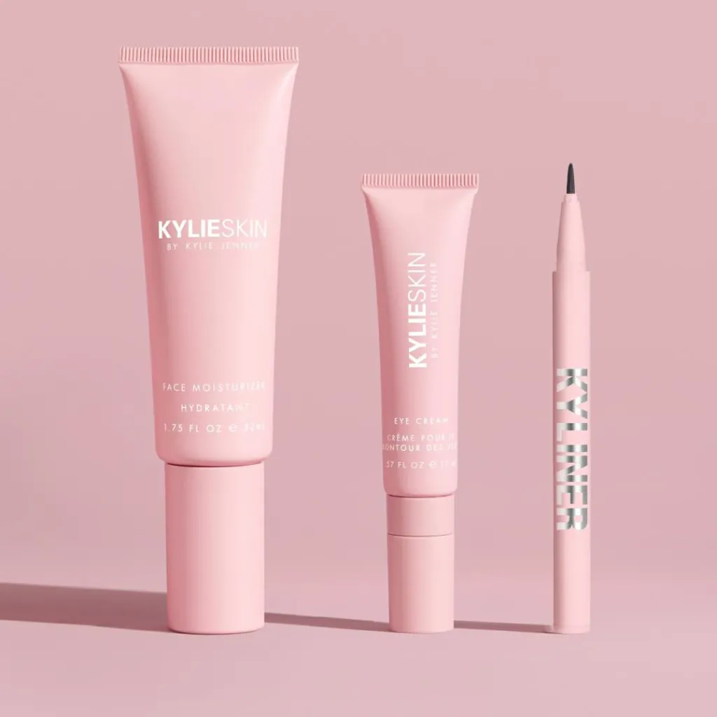 Kylie Cosmetics Kyliner Liquid Pen< Eyeliner