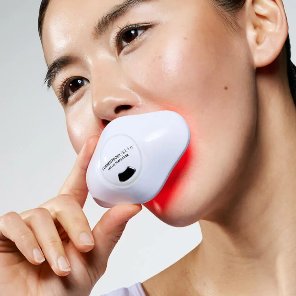 CurrentBody Skin Ansigtsbehandling<LED Lip Perfector