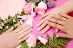 Le mini macaron Les Minis Gel Polish Set< Mini Makeup