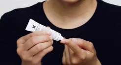 Kiehl’s Lip Balm #1< Læbepleje