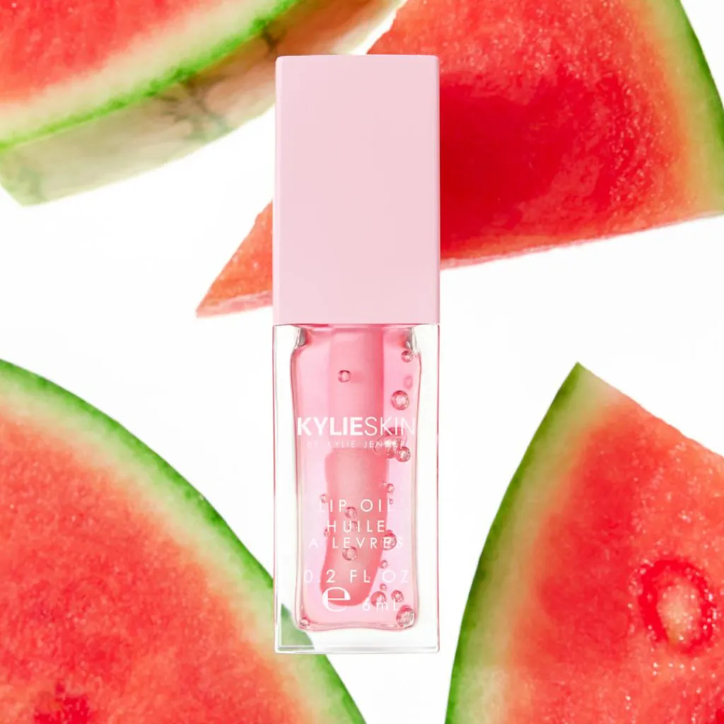 Kylie Cosmetics Lip Oil< Lipgloss