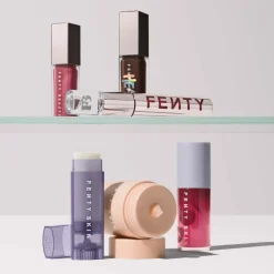 Fenty Beauty Lux Balm Ultra-Hydrating Cherry Lip Balm< Læbepleje