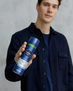 NIVEA Men Protect & Care Shaving Gel< Skum, Sprit & Gel