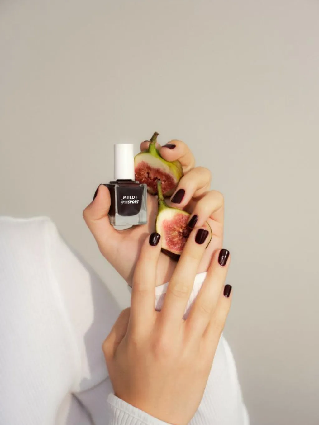 MIILD Neglelak<x OpéraSPORT Nail Polish