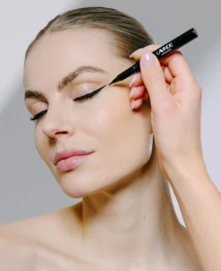 Lavinde Copenhagen Eyeliner><noscript><img width=