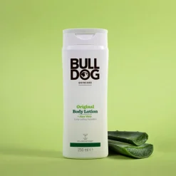 Bulldog Kropspleje><noscript><img width=