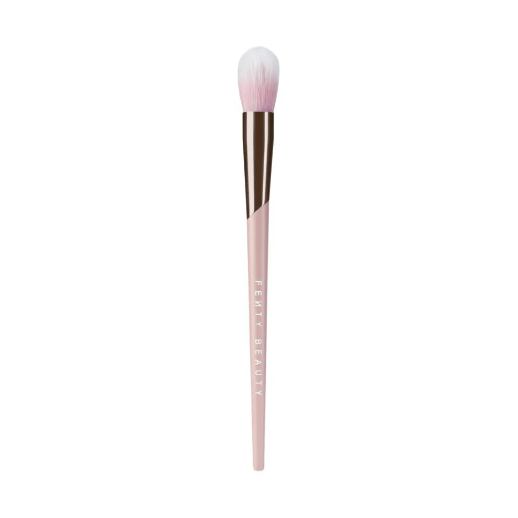 Fenty Beauty Blush- & Bronzerbørster>Precision Baked Highlighter Brush
