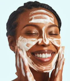 ACO Ansigtspleje>Pure Glow Renewing Daily Cleanser