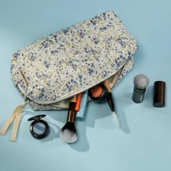 M.COSMETICS Tasker & Punge|Makeup- & Toilettasker><noscript><img width=