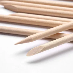 UNIQ Rosenpinde< Negletilbehør