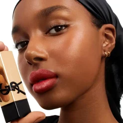 Yves Saint Laurent Rouge Pur Couture Pure Color-In-Care Satin Lipstick< Læbestift