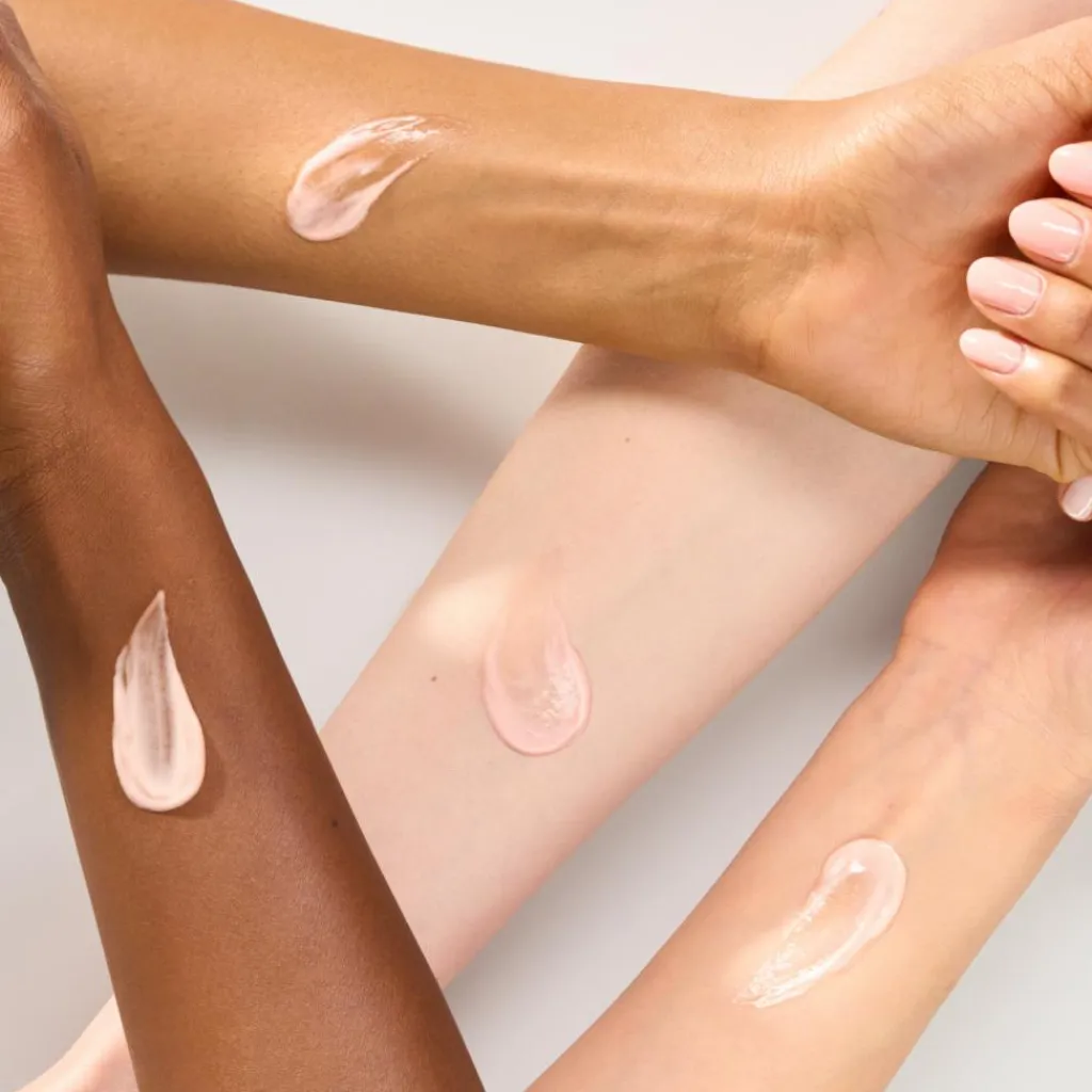 Essence Primer>Silky Blur Poreless Primer
