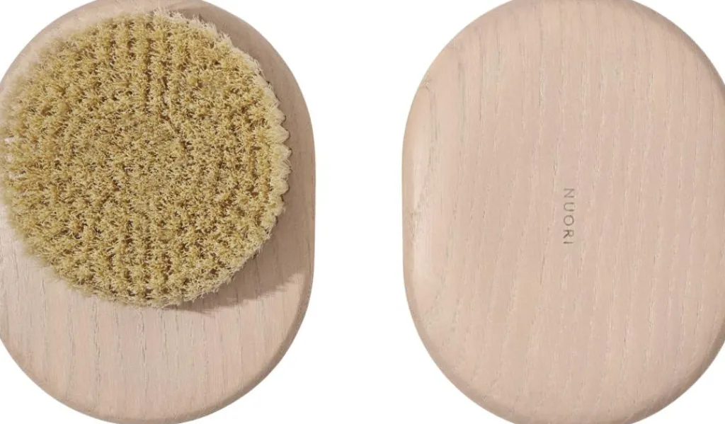 NUORI Smoothing Body Brush< Badetilbehør